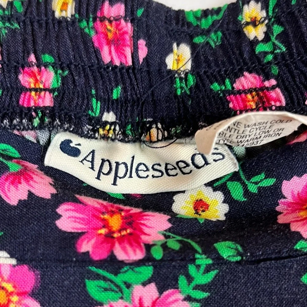 Appleseeds Vintage Floral Skirt with Pockets